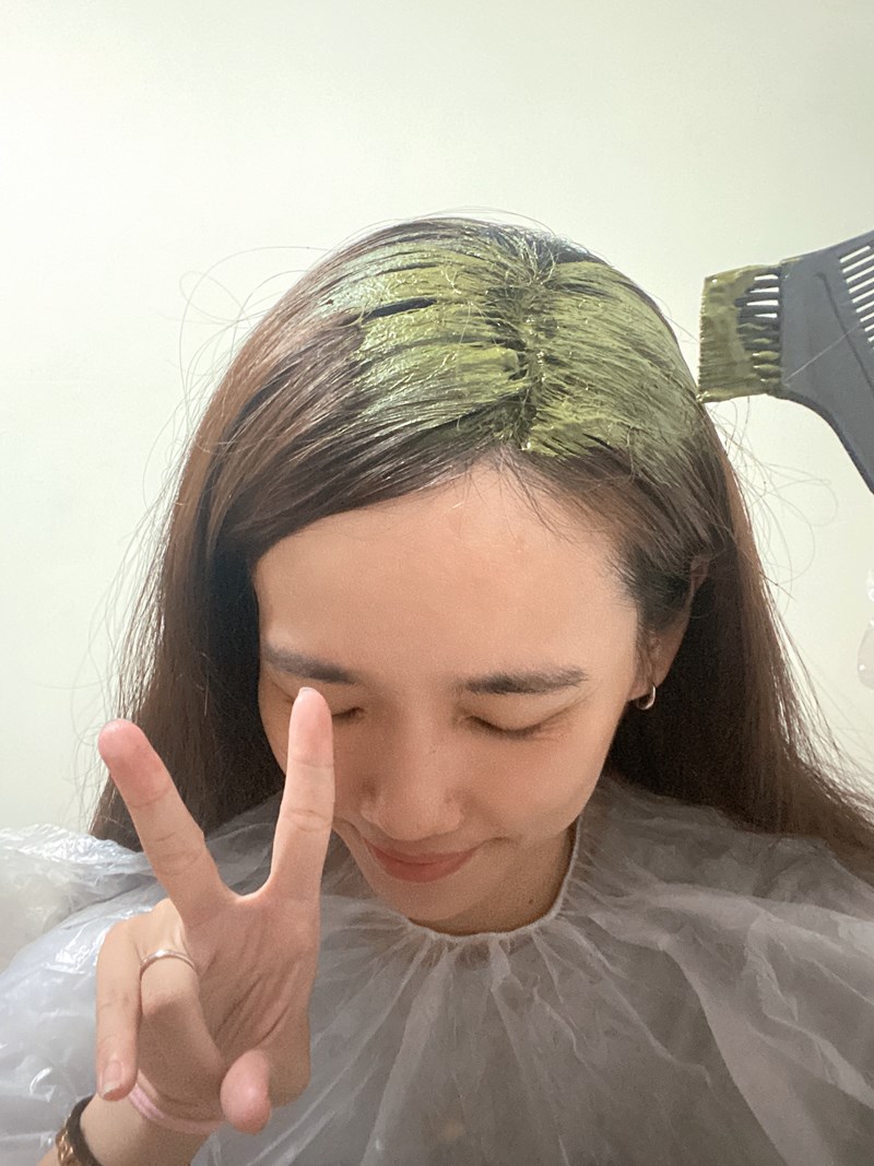 女人知己試用大隊,口碑行銷,部落客行銷,Flora Floral花葉草本養護泥,頭皮養護,頭皮護理,頭皮清潔,植萃染髮,中草藥,草本植萃,頭皮去角質,頭皮調理,花葉頭皮養護,201花葉草本養護泥,203花葉頭皮養護泥矯色版,頭皮養護專家